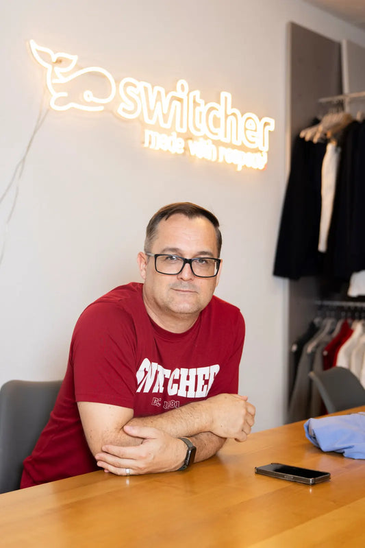 "L'intero spazio aereo è ora pieno di moda a basso costo e usa e getta proveniente dalla Cina".