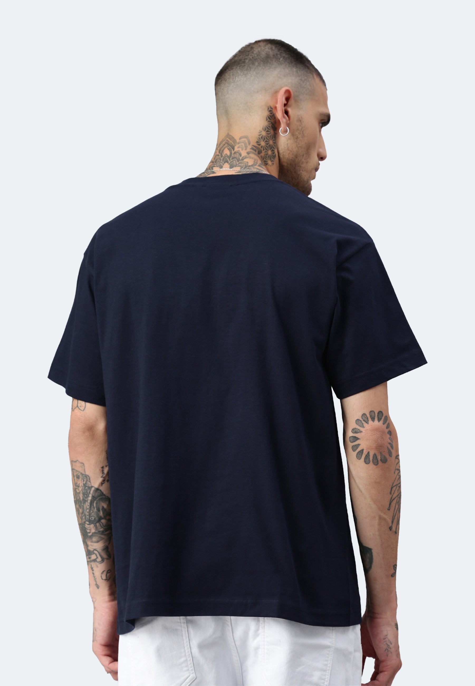 Maglietta oversize con balena